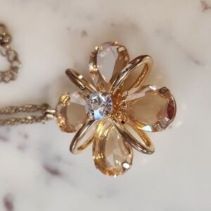 Vintage |  Rose Goldtone Flower Crystal Pendant Necklace Adjustable
